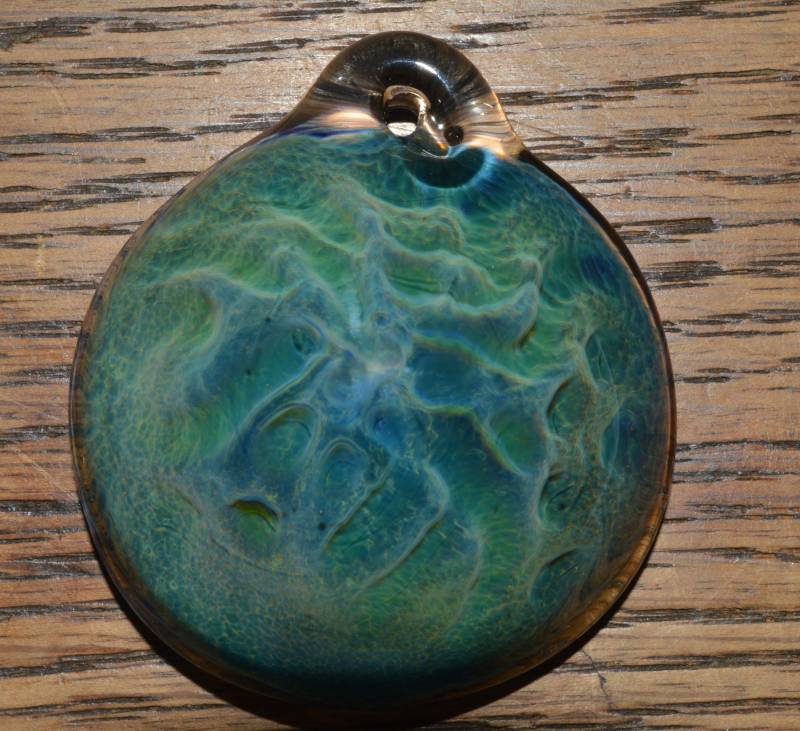 Glasanhänger Mit Wabenwurzeln - Unikat Handgeblüht von PetrichorArts