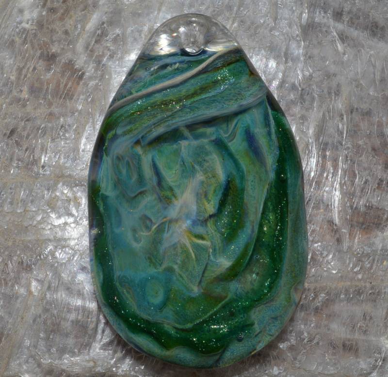 Große Glasanhänger Mit Trippy Waben Funkeln Wurzeln in Blauen Mond Und Grün Stardust - Einzigartige Handblown von PetrichorArts