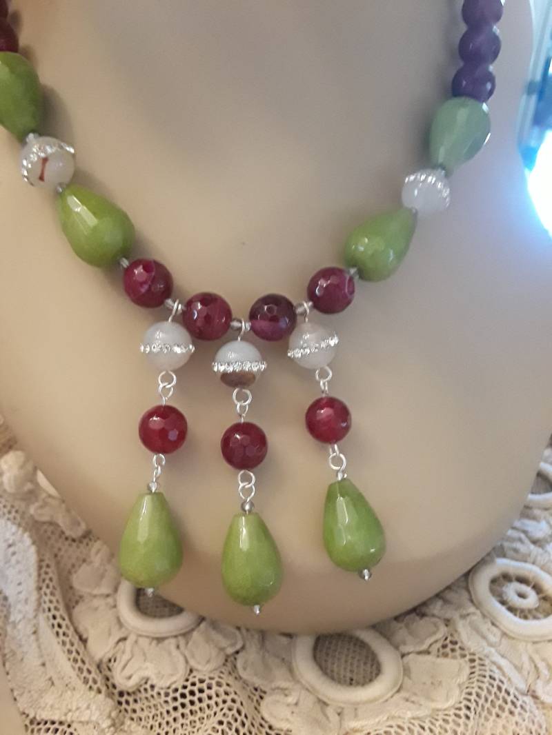 Einstrangige Jade - Und Jaspisperlenkette Mit Tropfen in Der Mitte von PetronellaGDesigns
