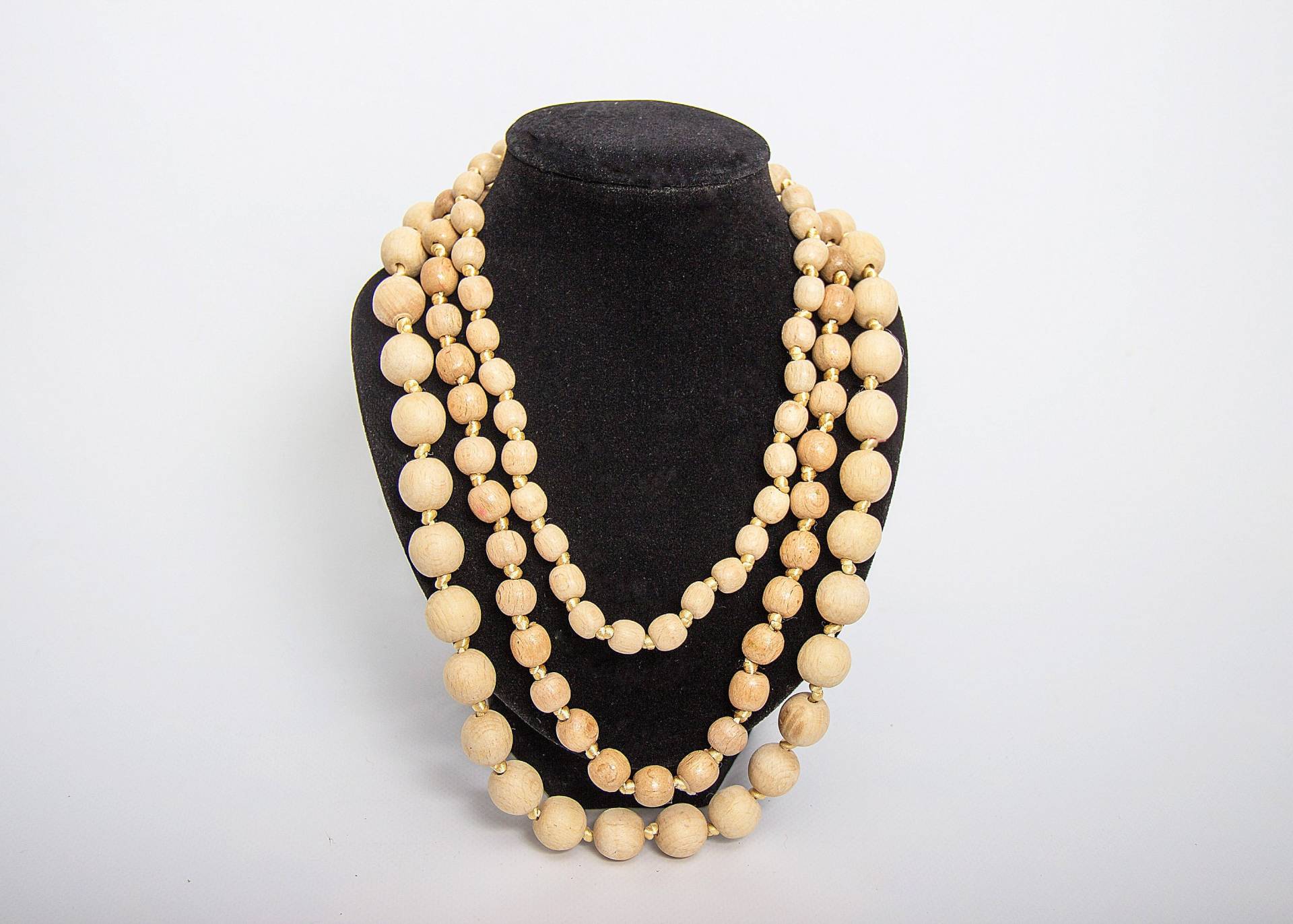 Gehäkelte Holzperlenkette - Statement Schmuck Für Jeden Tag von Petrykovka