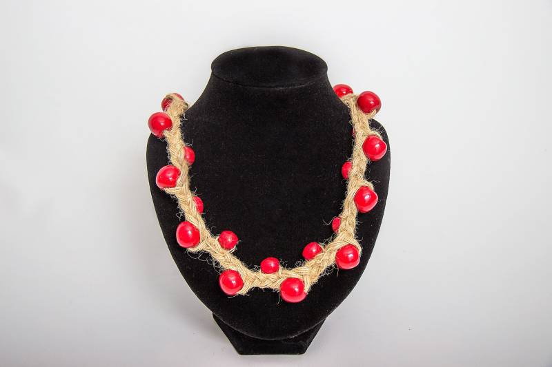 Häkelschmuck Halsketten Für Den Alltag Halskette Perle Perlenkette Holzschmuck Urlaub Perlen Mütter von Petrykovka