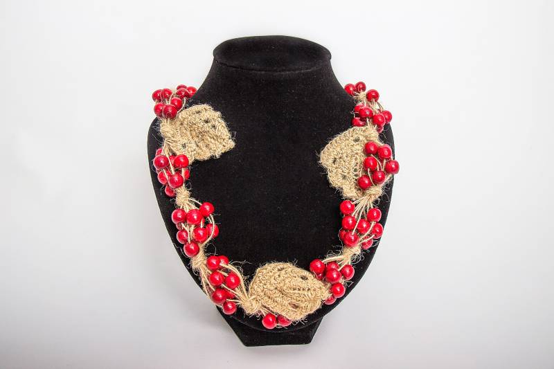 Holzperlenkette Holzperlen Perlenkette Holz Natur Schmuck Mütter Halskette Jeden Tag Halsketten Naturschmuck Perlen-Halskette von Petrykovka