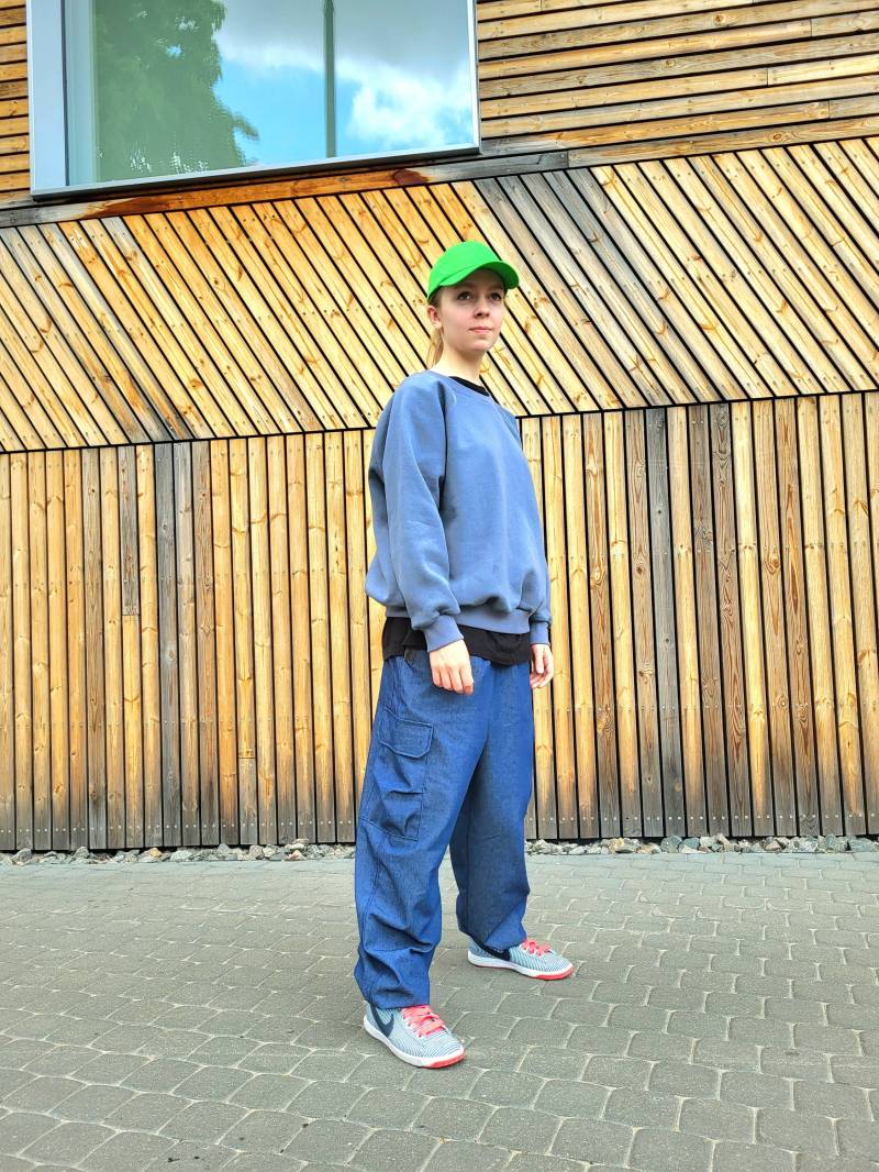 Dunkelgrauer Baumwollpullover Mit Rundhalsausschnitt Unisex-Sweatshirt Taschen von PeuShop