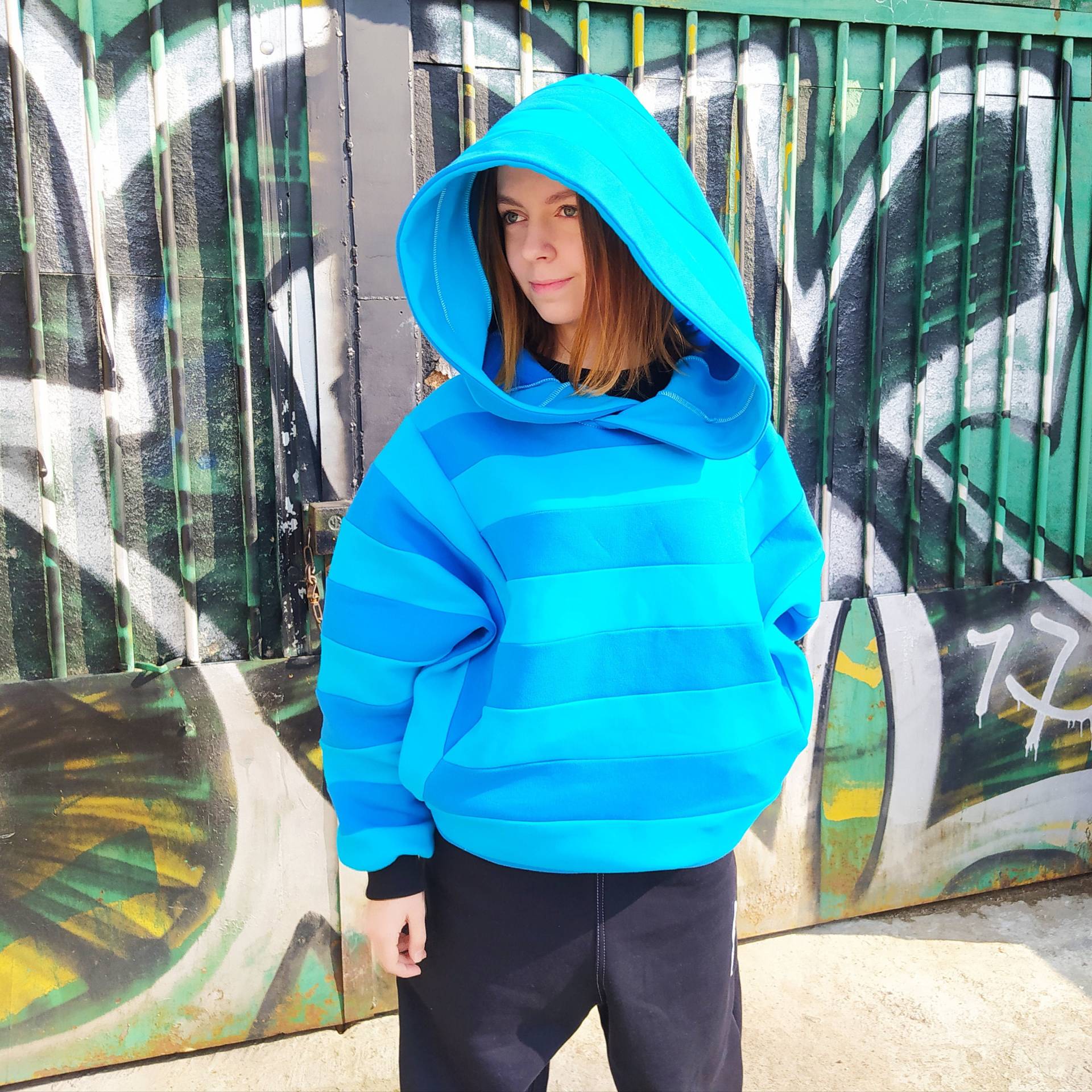 Rainbow Blue Hoodie Für Frauen, Lockerer Warmer Sweatshirt Kapuzenpullover Mit Weiten Ärmeln, Großer Kapuzenblauer Hoodie, Streetwear Kleidung von PeuShop