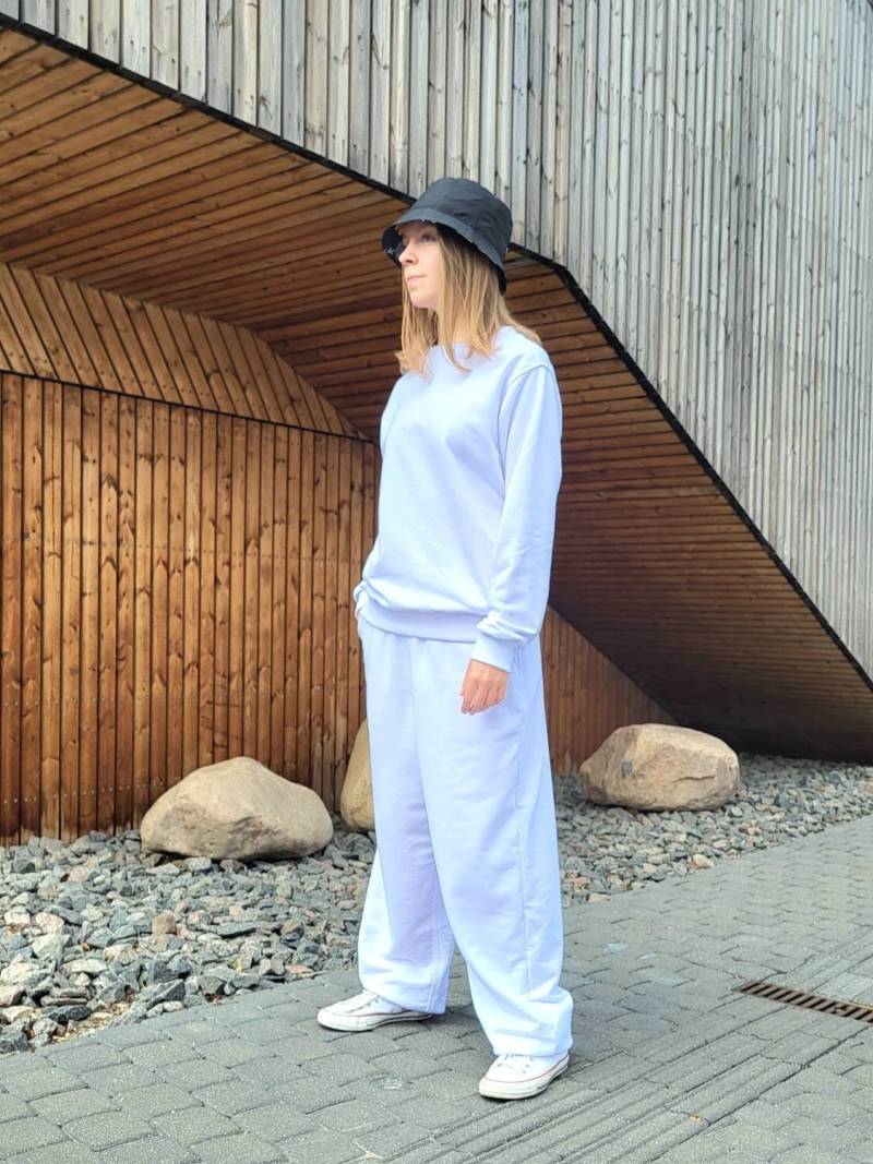 Weiße Geschlungene Baumwollhose, Leichte Jogginghose Für Frau Mann, Lose Hose Mit Tiefem Schritt, Sweats, Pastell Kleidung in Übergröße von PeuShop