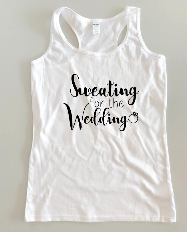 Sweating Für Die Hochzeit Frauen Work Out Tank, Braut Tank Top, Verlobung, Kleidung, Brautparty, Verlobung Party Geschenk, Gym von PhaseApparelCompany