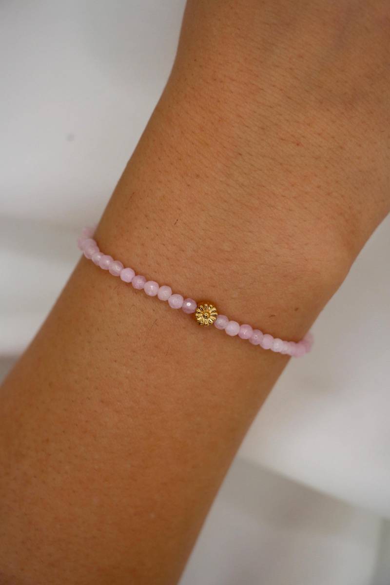 Zartes Rosenquarz Armband Gold Mit Blume Stainless Steel Zartes Rosenquarz Armband Gold Mit Blume Stainless Steel von PhilaVida