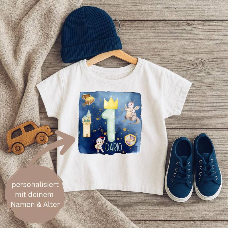 Personalisiertes Geburtstagsshirt Für Kinder Mit Namen Und Alter - Ritter, Burg, Krone & Drache Reine Baumwolle in Verschiedenen Farben von PhilessaCreations