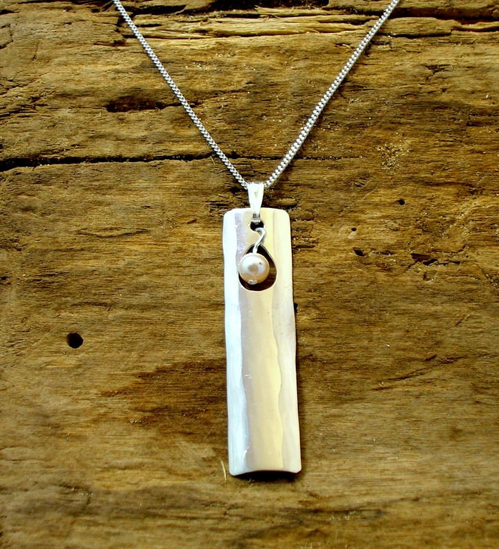 Handgemachte Gehämmert Sterling Silber Perlenkette Anhänger Handgemachte Gehämmert Sterling Silber Perlenkette Anhänger von PhilipTulley