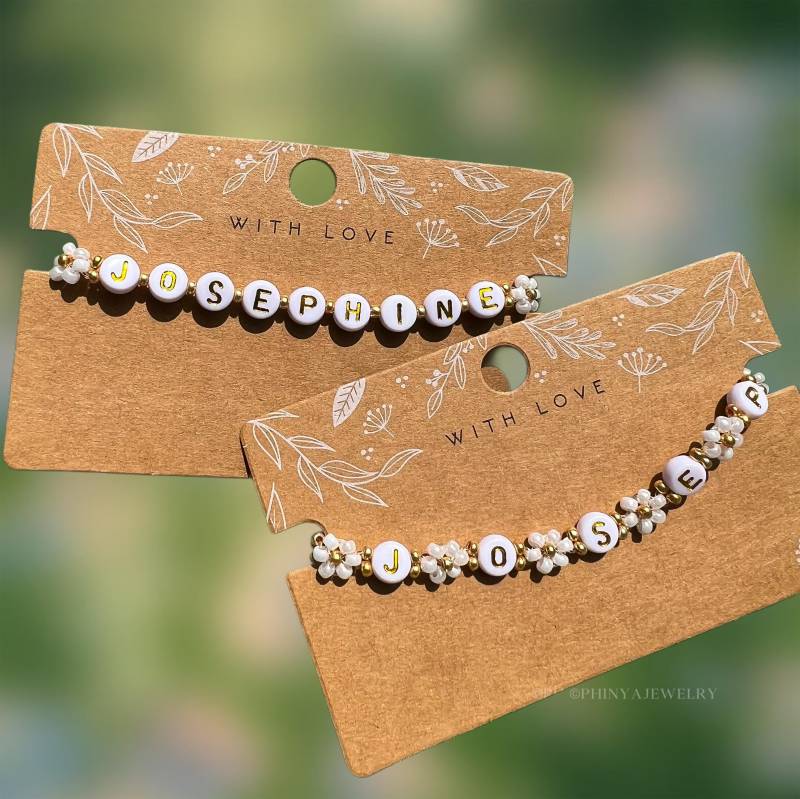 Handgemachte Miyukiperlenarmbänder in Modell „Finja" || Buntes Blümchenarmband Personalisierbarer Schmuck Handmade Gift von PhinyaJewelry