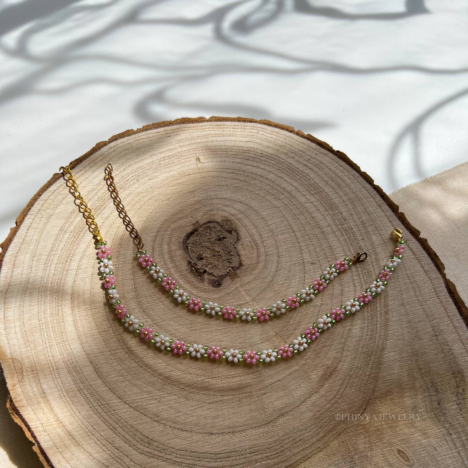 Handgemachtes Blümchenschmuckset || Bunte Miyukiperlenkette Und Miyukiperlenarmband Personalisierbarer Schmuck Handmade Gift von PhinyaJewelry