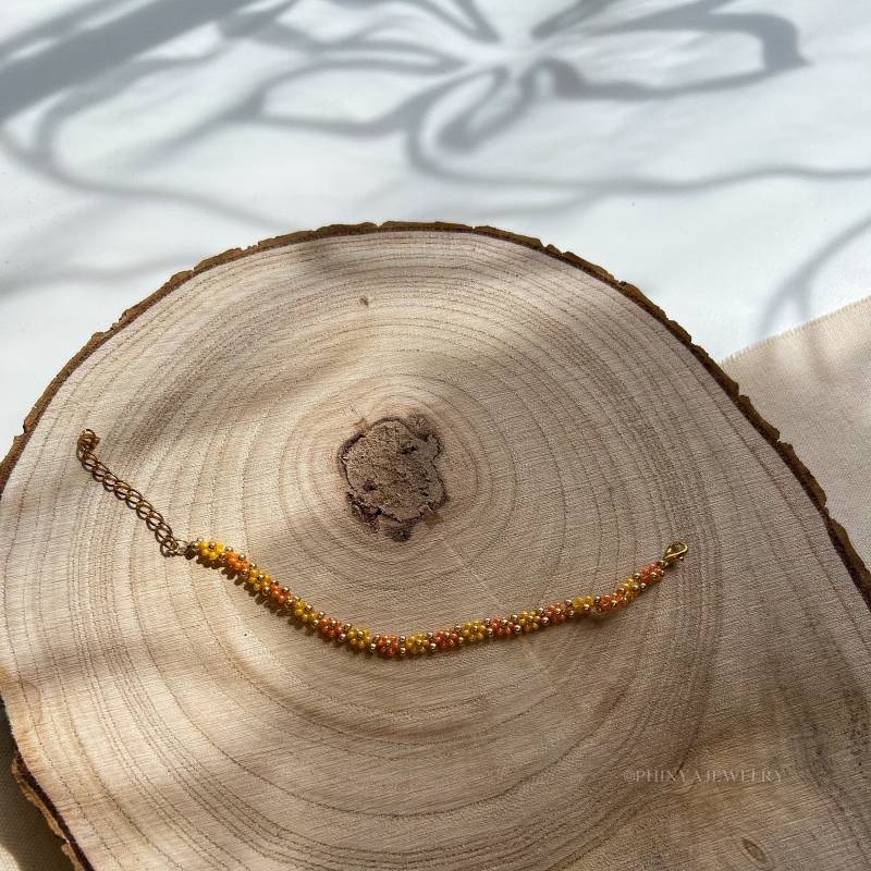 Handgemachtes Perlenarmband in Modell „Aurora" || Buntes Miyukiperlenarmband von PhinyaJewelry