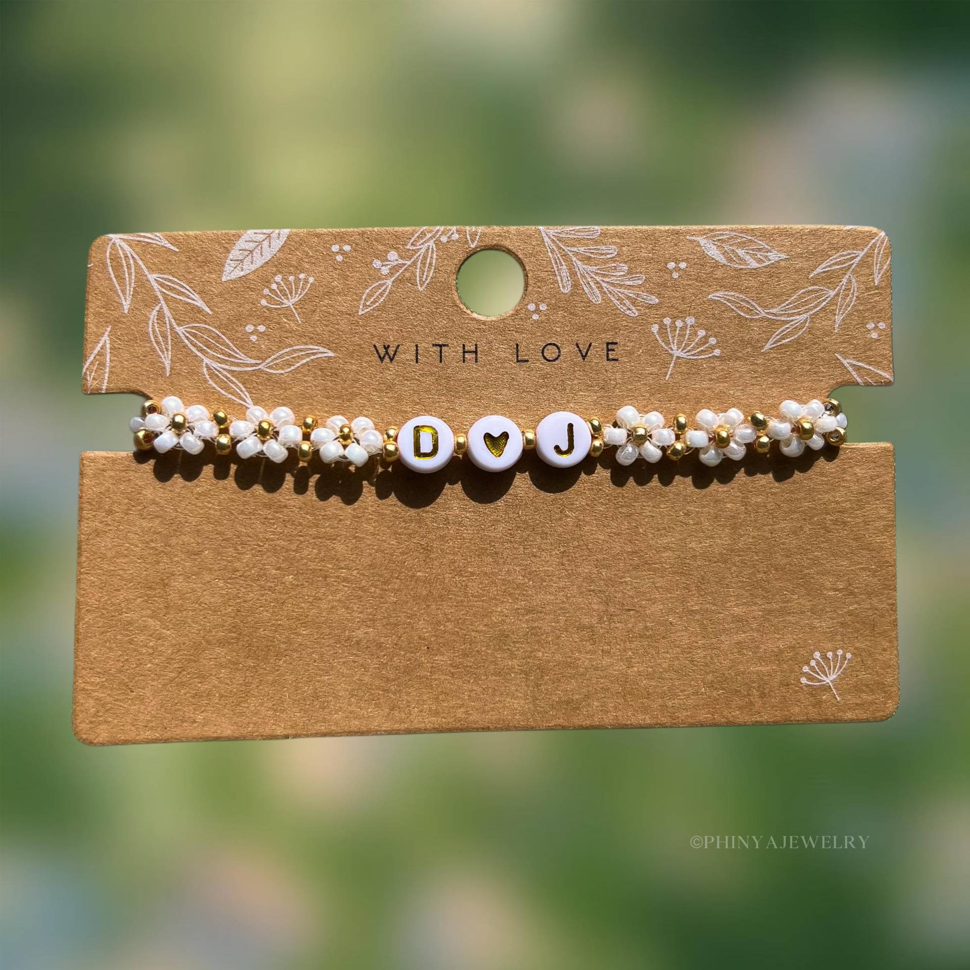 Hangemachtes Miyukiperlenarmband in Modell „Maisy" || Buntes Blümchenarmband Personalisierbarer Schmuck Handmade Gift von PhinyaJewelry