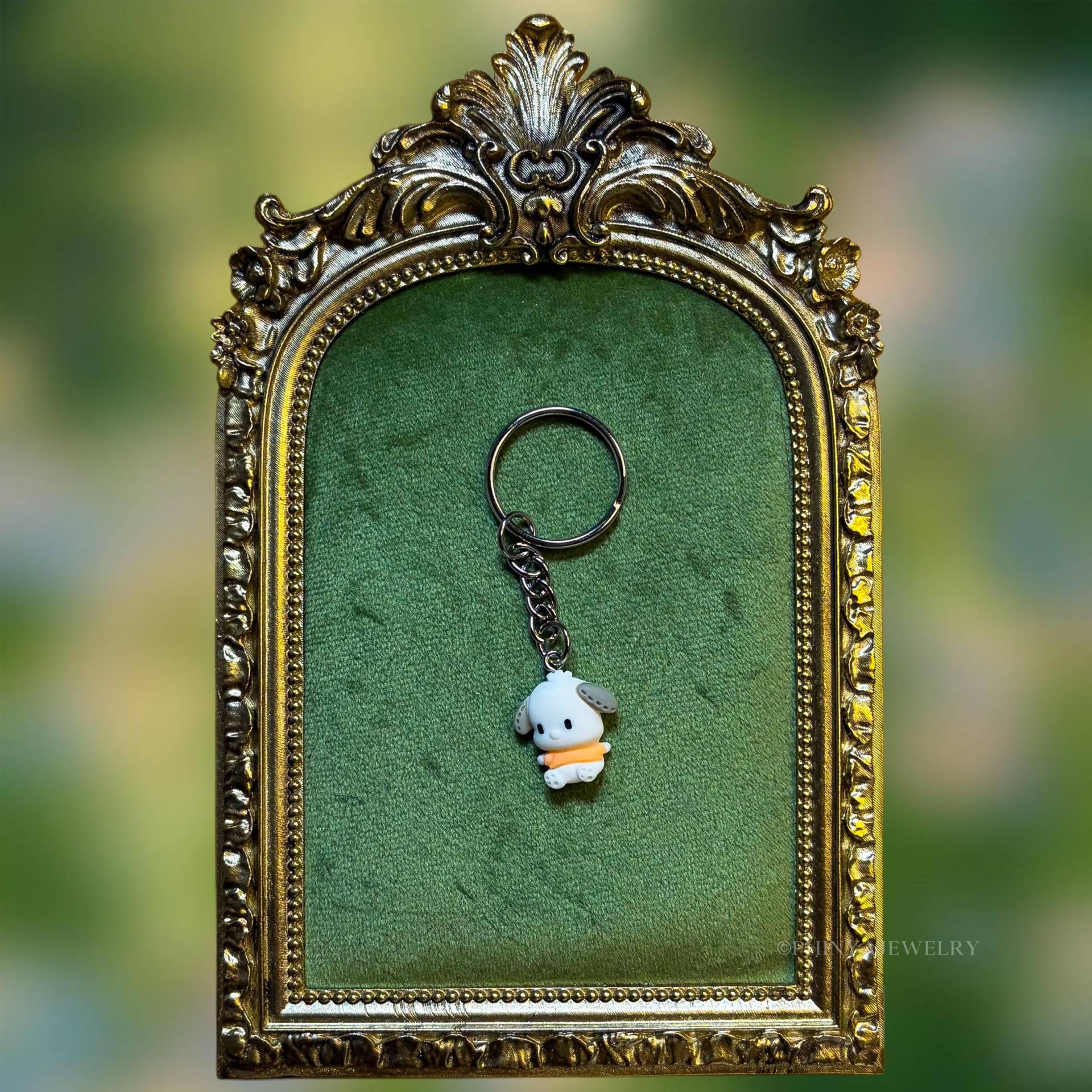 Süßer Schlüsselanhänger in Modell „Kleiner Welpe" || Handmade Gift von PhinyaJewelry