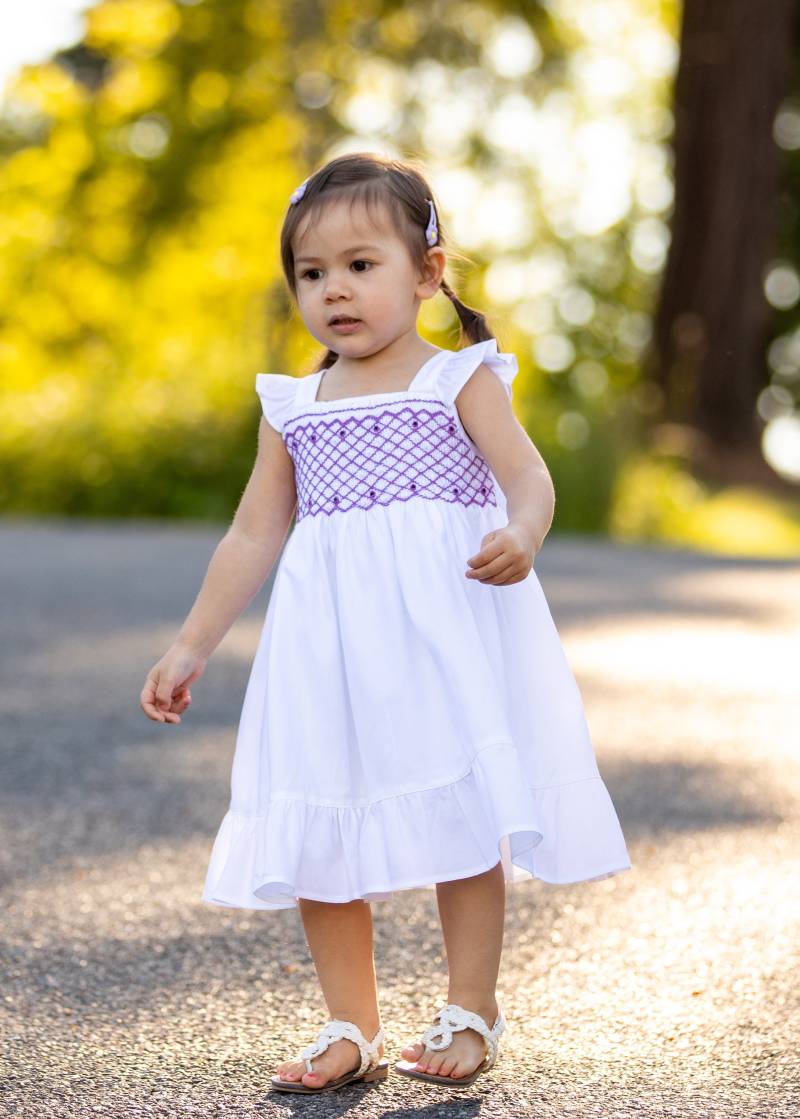 Mädchen Trägerkleid, Weißes Mädchenkleid, Blumenkleid Für Mädchen, Portraitkleid, Hochzeitskleid, Strandkleid von Phlona