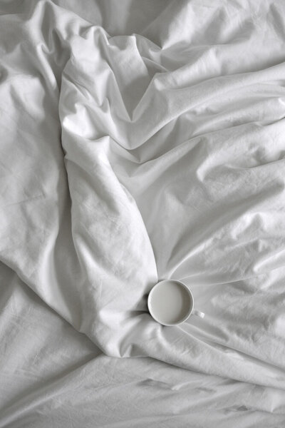 Photocircle Poster / Leinwandbild - Coffee time in bed - you & me von Photocircle