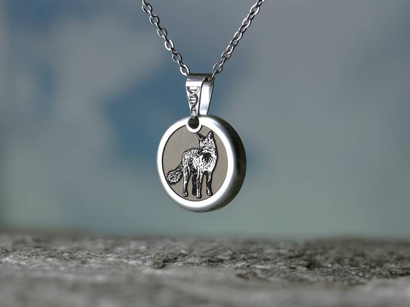 Rotfuchs Kettenanhänger Für Wildtierfans, Edelstahl, Natur Inspiriert, Geschenkidee Naturliebhaber von Photonenwerkstatt