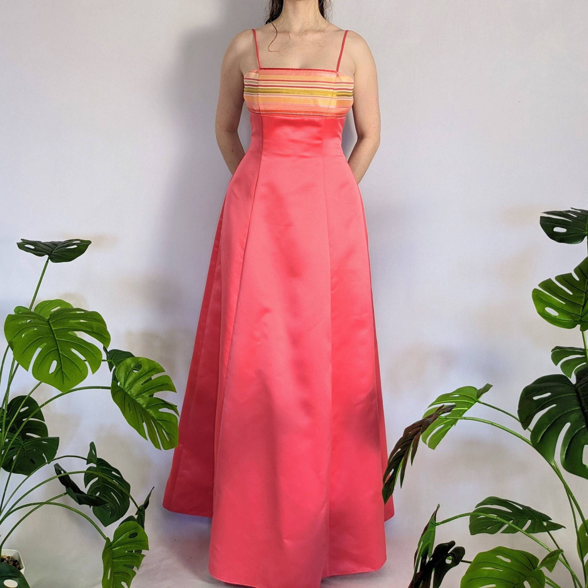 Vintage Rosa Empire-Taille Kleid Mit Tiefem Rücken 1990S Oblique von Phrodyte