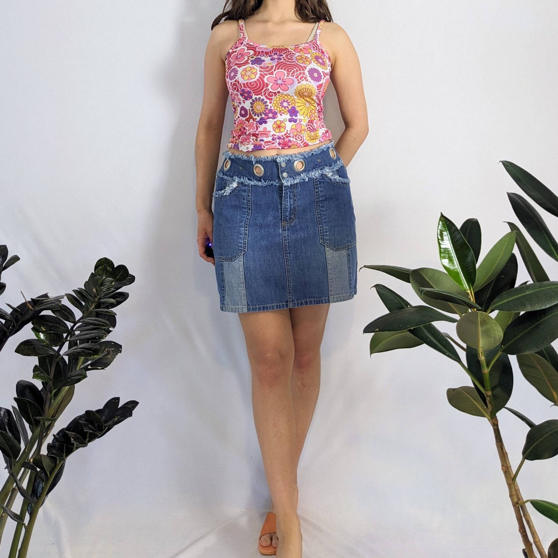 Y2K Funky Floral Tank Top B.b. Jeans von Phrodyte