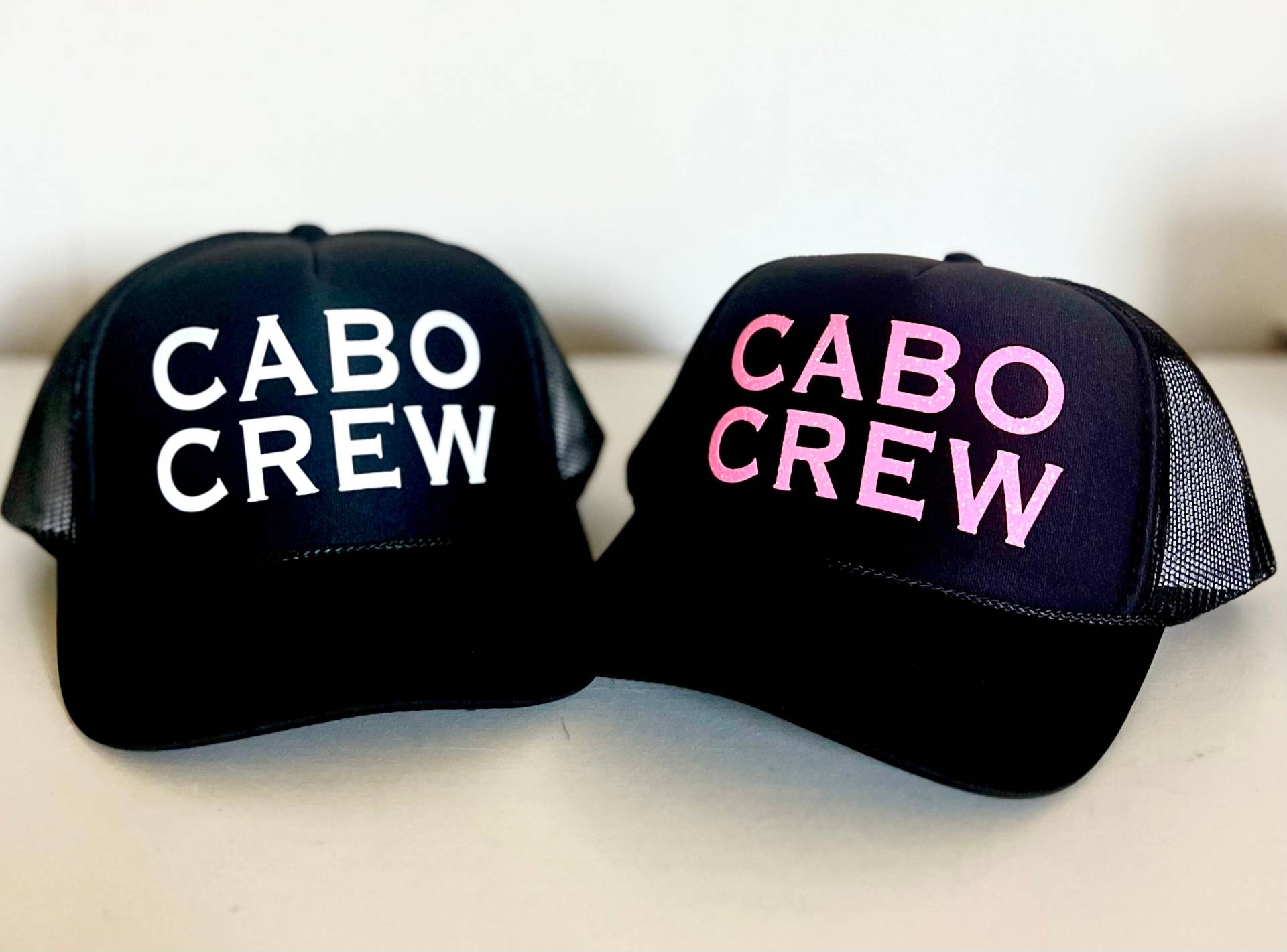 Cabo Crew Trucker Mütze | Hut Mützen Geschenkideen Flitterwochen Urlaubsmütze von PiaMiaBoutique