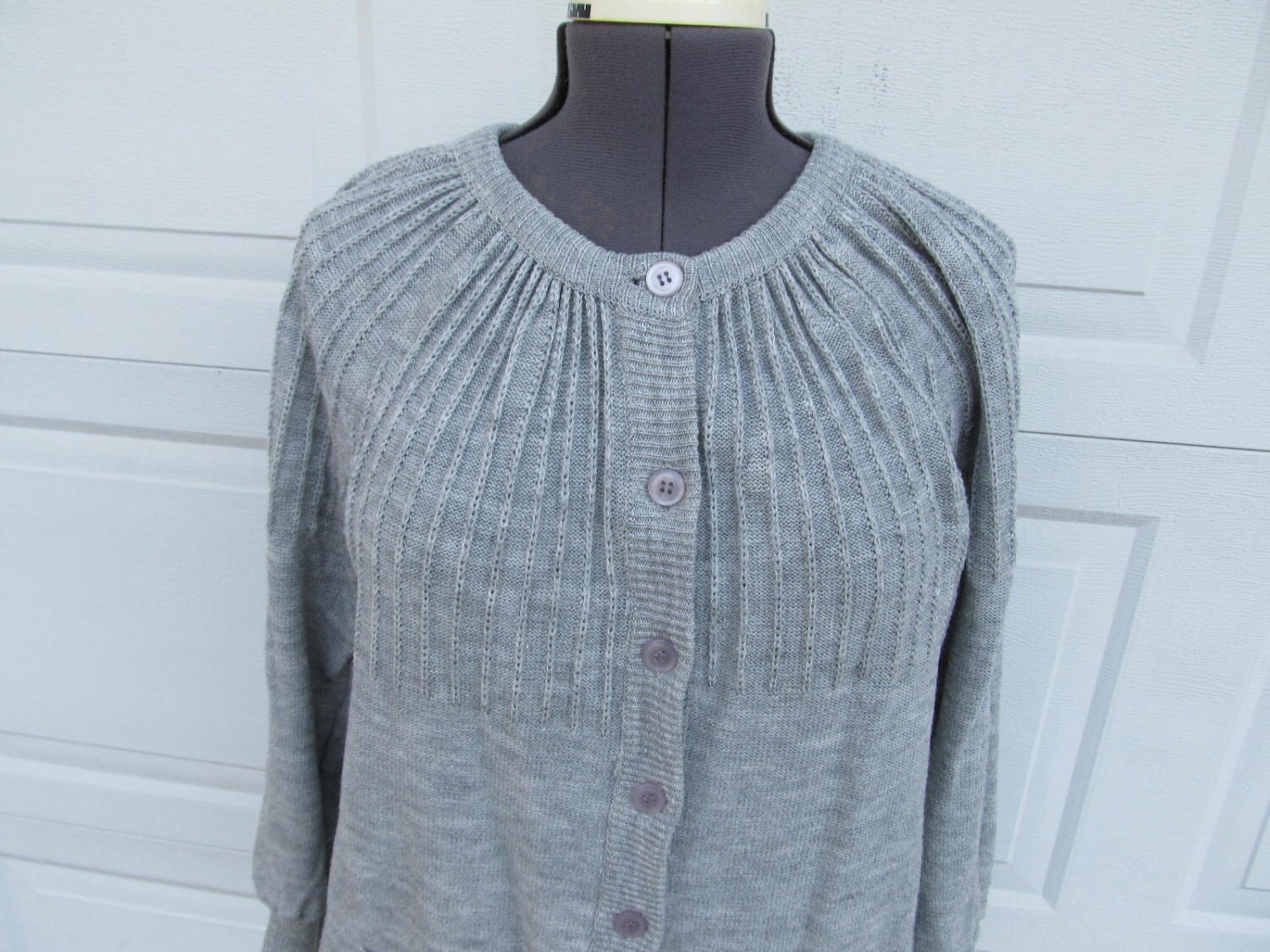 1960Er Jahre Grau Meliert Acryl Strickjacke, Locker, Blusen-Strickjacke, Large von PicassosStudio