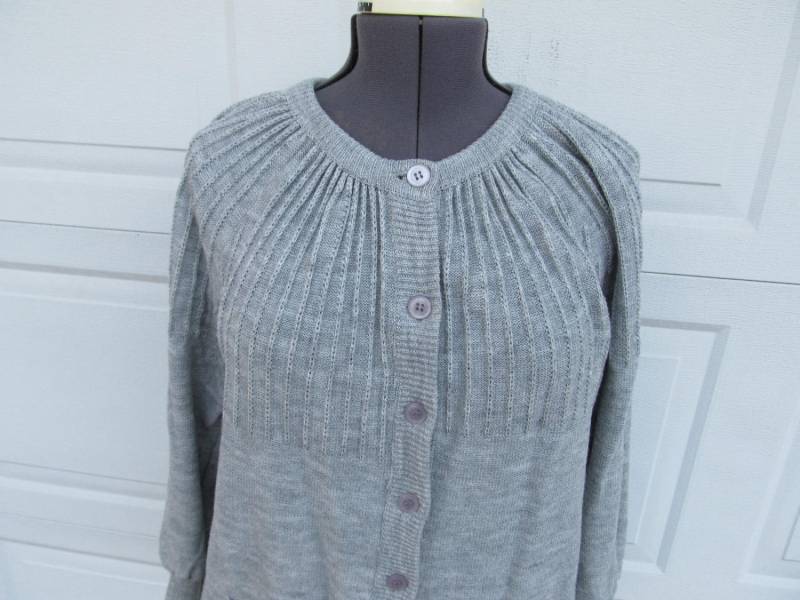 1960Er Jahre Grau Meliert Acryl Strickjacke, Locker, Blusen-Strickjacke, Large von PicassosStudio