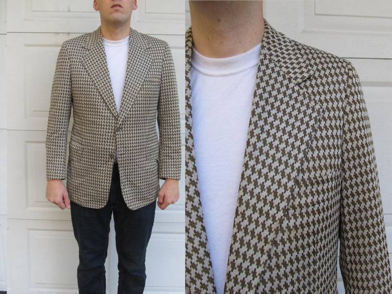 1970Er Jahre Herren Karierter Sportmantel, Polyestermantel, Braun Und Grau Kariert, Klebriger Groß von PicassosStudio