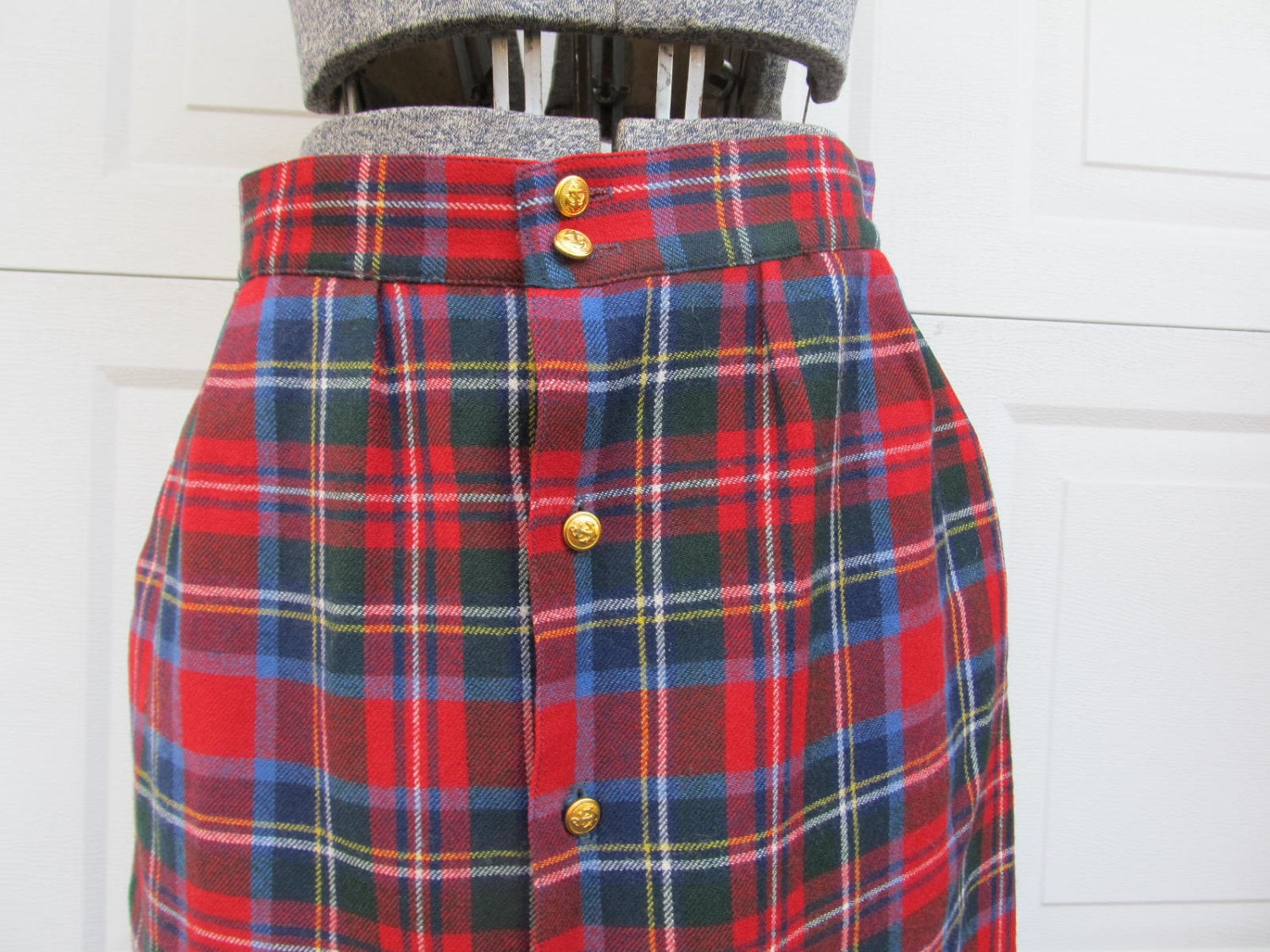 1970Er Jahre Roter, Blauer Und Grüner Bleistiftrock Aus Wolle Mit Goldknöpfen, Vintage Bleistiftrock, Xs von PicassosStudio