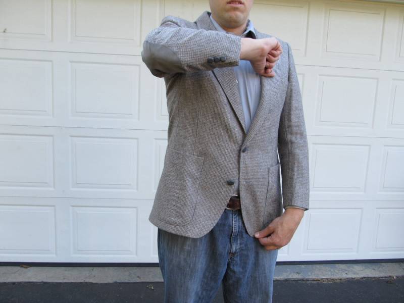 1970S Grau/Taupefarbener Herren-Blazer Mit Wildleder-Ellbogen-Patches, 42R von PicassosStudio