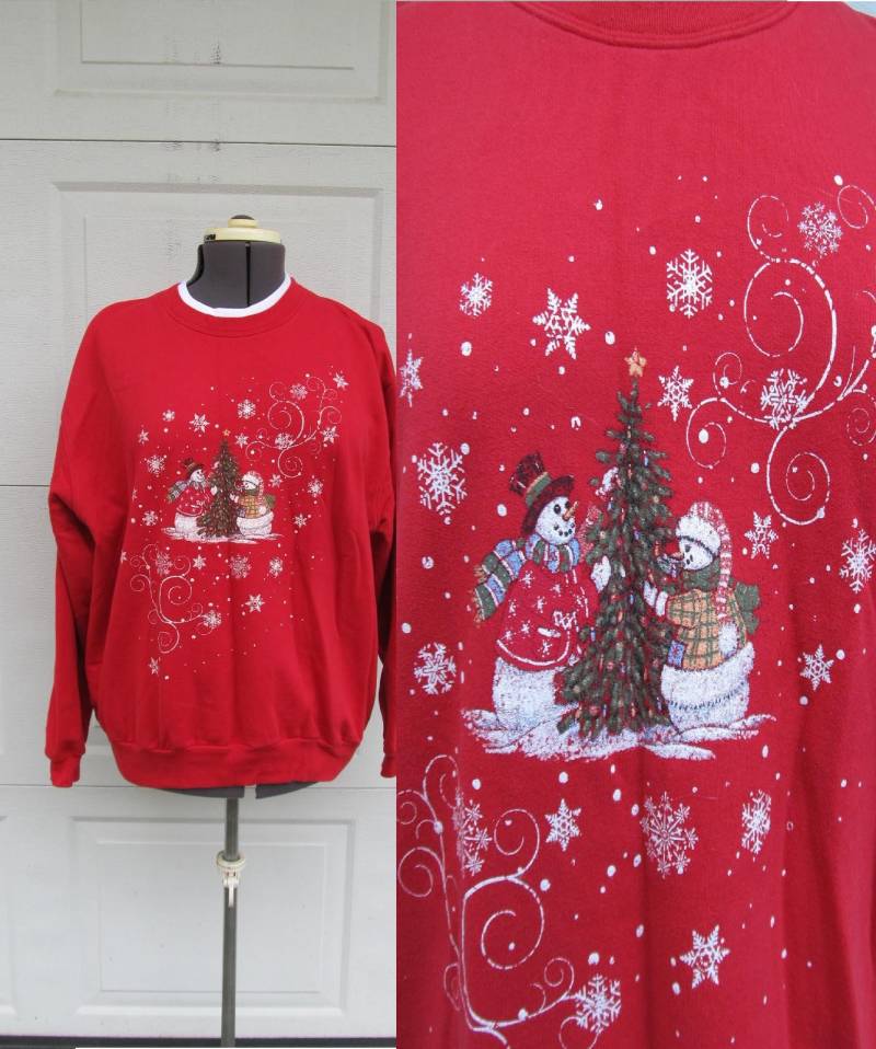 Vintage Ugly Christmas Sweatshirt, Schneemänner Und Baum, Verschneite Szene, 2x von PicassosStudio