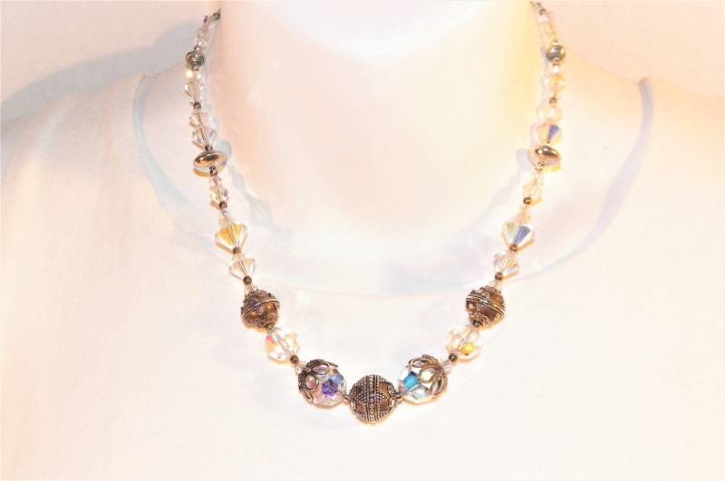 sterling Silber Halskette , 925 Tres Julie Designer Halskette, Vintage Oder Antike Perlen Mit Bunter Kristallhalskette von PickersPost