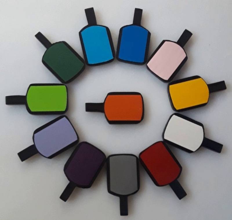 Personalisierte Handgemachte Pickleball Paddle Pins Personalisierte Handgemachte Pickleball Paddle Pins von PickleballPins