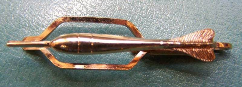 Dart Krawattenklammer Mcm Von Sophos Vintage Mid Century Modern Goldfarben von PicksByBear