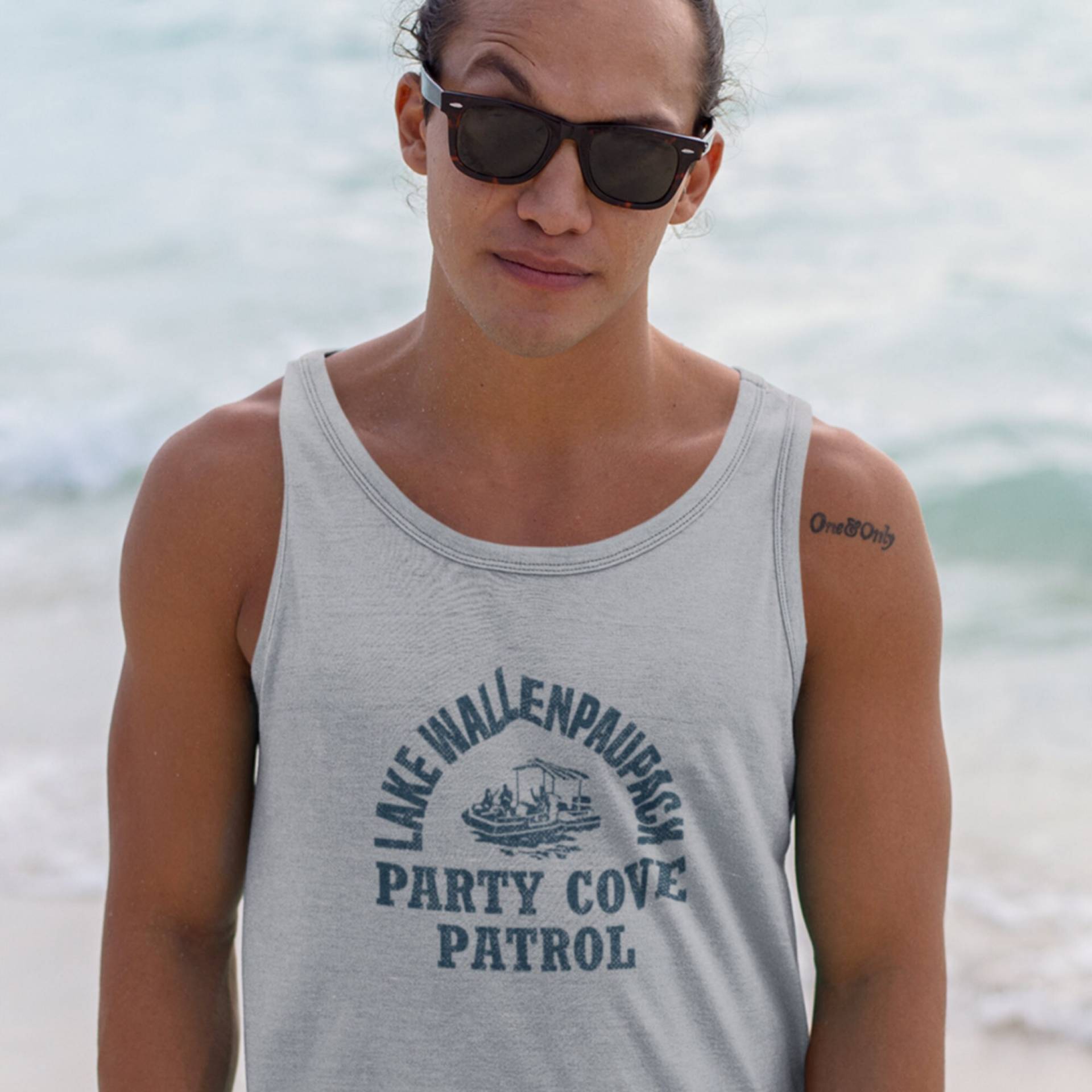 Lake Wallenpaupack Tank Top Party Cove Patrol/Mens Womens Unisex Jersey Tops Muskel Für Männer Und Frauen Lake Wallenpaupack Tank Top Party Cove Patrol/Mens Womens Unisex Jersey Tops Muskel Für Männer Und Frauen von PicksPlaceGifts