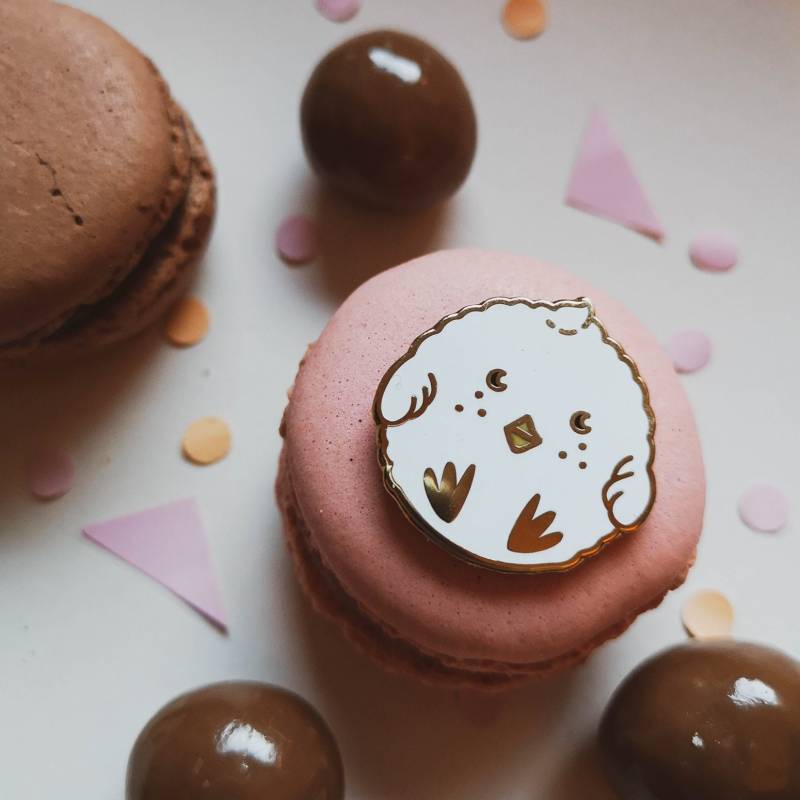 Niedliches Kleines Huhn Harte Emaille Pin Niedliches Kleines Huhn Harte Emaille Pin von PictureThisVibe