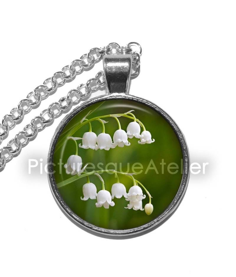 Lily Of The Valley Halskette/Schlüsselring, Blumen-Halskette, Convallaria Majalis, Blumen-Schlüsselring, Kunst-Anhänger, Glasanhänger Lily Of The Valley Halskette/Schlüsselring, Blumen-Halskette, Convallaria Majalis, Blumen-Schlüsselring, Kunst-Anhänger, Glasanhänger von PicturesqueAtelier