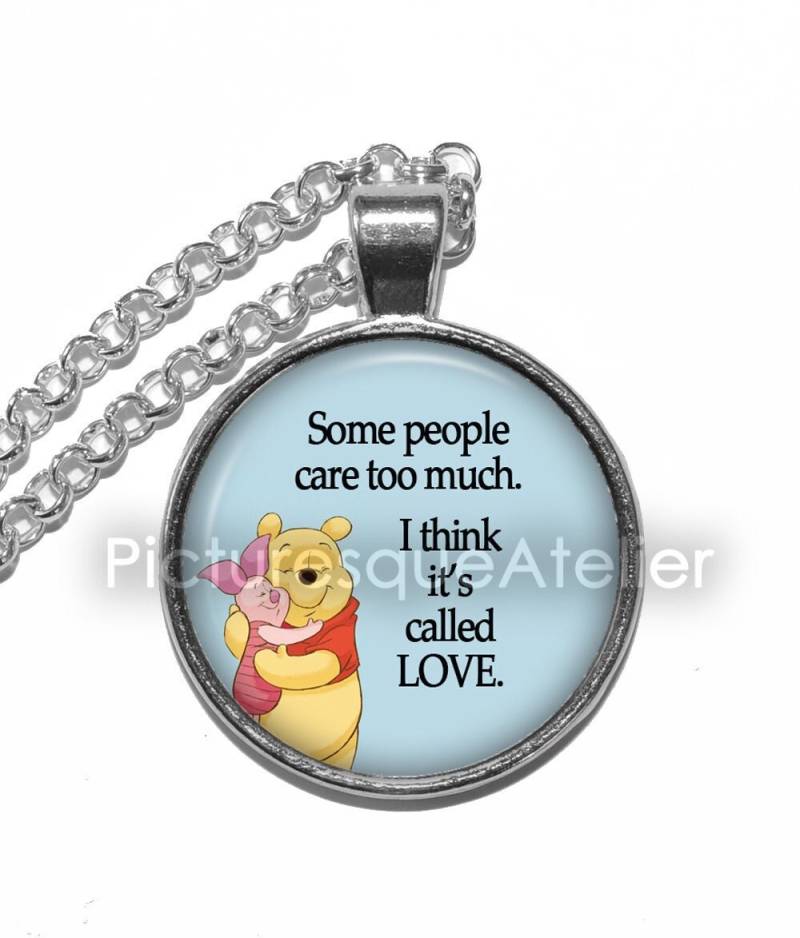 Winnie The Pooh Halskette, Zitat Freunde Kunst Anhänger Inspiration Glas Anhänger, Handgemachter Schmuck Winnie The Pooh Halskette, Zitat Freunde Kunst Anhänger Inspiration Glas Anhänger, Handgemachter Schmuck von PicturesqueAtelier