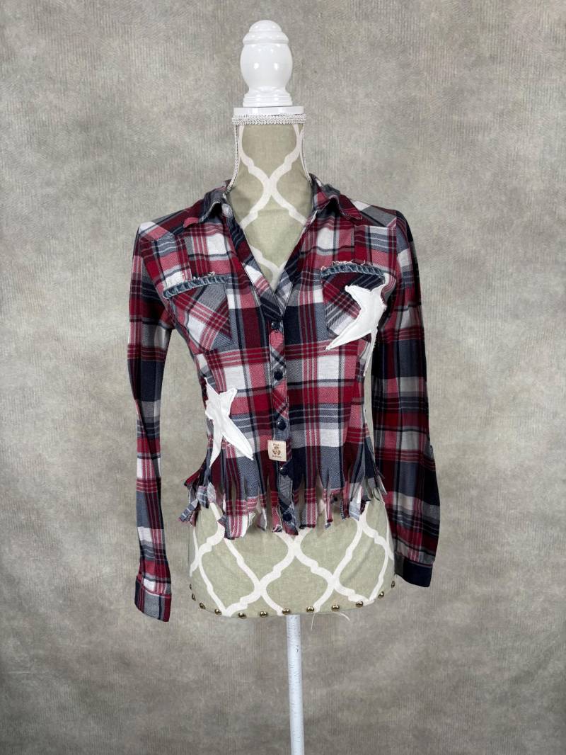 Fringe Saum Kariertes Hemd - S von PieceByPeaceCanadian