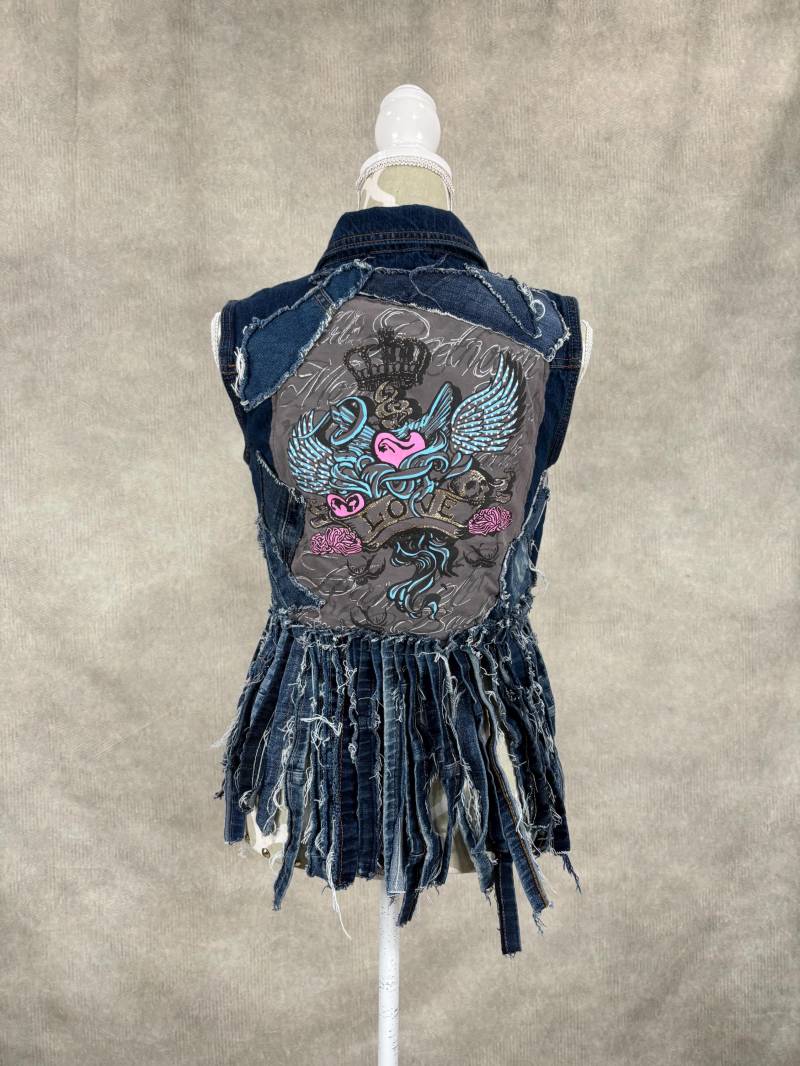 Upcycled Denim Fransensaum Weste - Größe Medium von PieceByPeaceCanadian