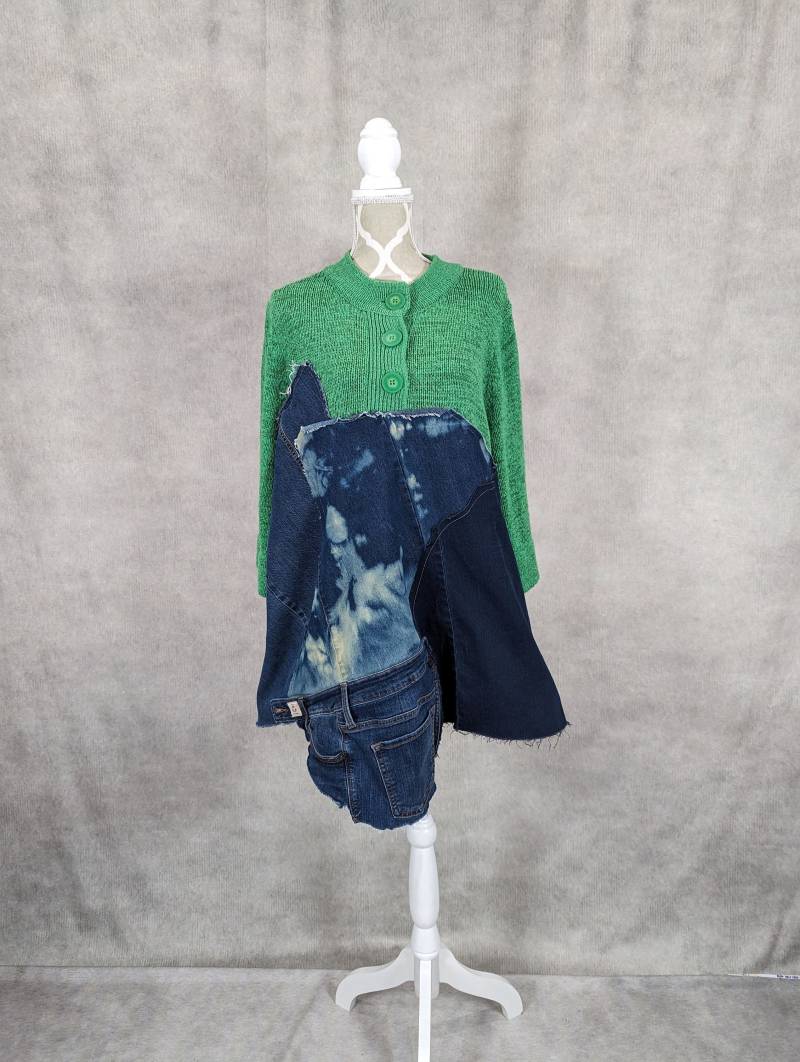 Upcycled Denim Patchwork Pullover - L/xl von PieceByPeaceCanadian