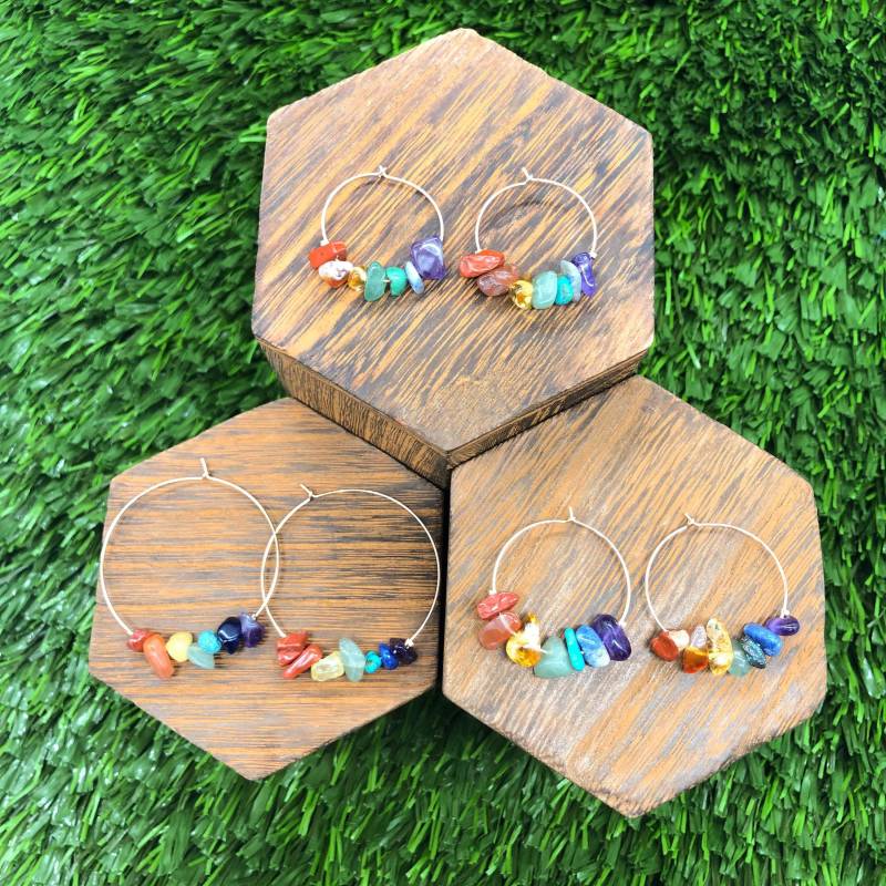 14K Gold Chakra Ohrringe. 7 Heilchakra Heilstein Meditationsschmuck von PieceOfInspiration