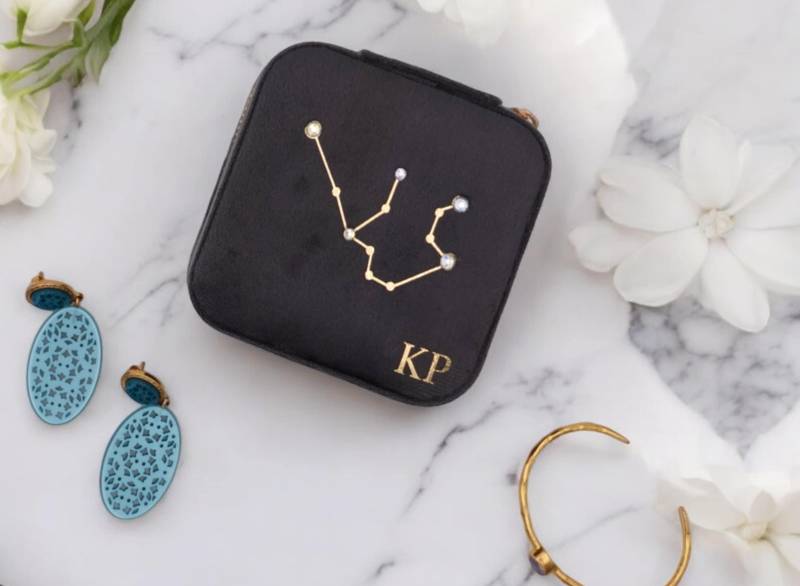 Personalisierte Schmuckbox Mit Sternzeichen I Geschenke Für Frauen Zum Geburtstag Muttertag von PieceofLuckDB