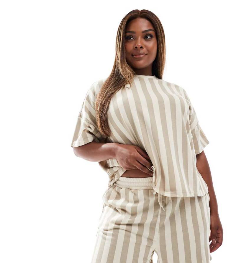 Pieces Curve - Gestreifte Jersey-Shorts in Beige, Kombiteil-Neutral von Pieces Plus