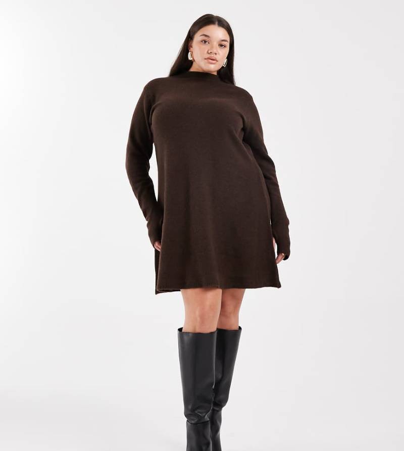 Pieces Curve - Langärmliges, kurzes Strickkleid in Schokobraun-Brown von Pieces Plus