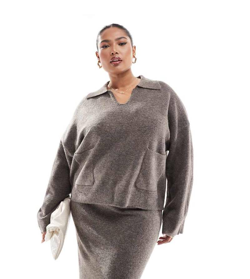 Pieces Curve - Pullover in kräftigem Taupe mit offenem Polokragen, Kombiteil-Neutral von Pieces Plus