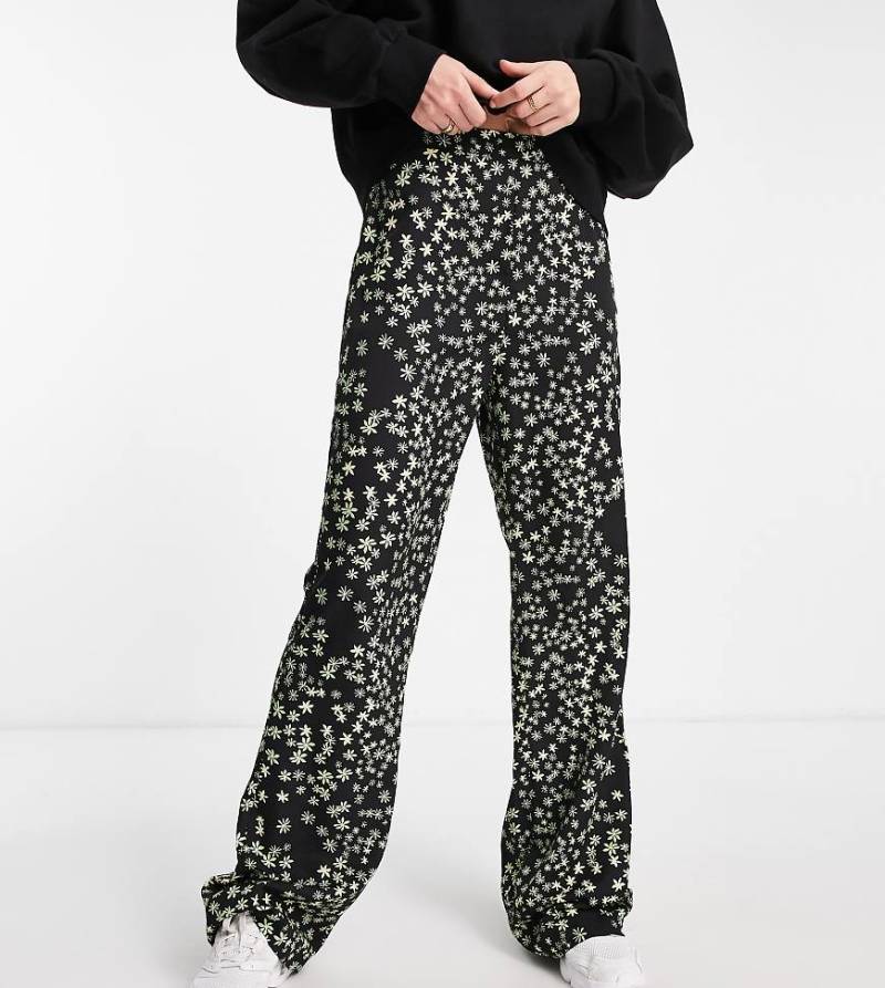 Pieces Tall - Exklusive Schlaghose in Schwarz mit Blumenmuster-Bunt von Pieces Tall