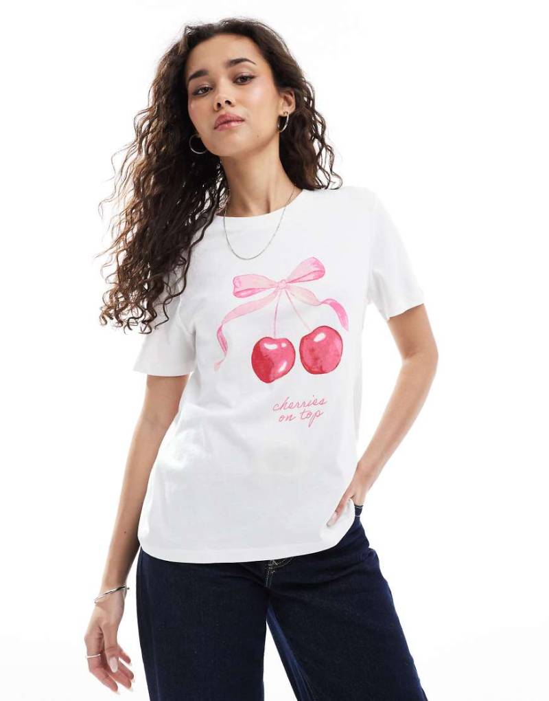 Pieces - Boyfriend-T-Shirt in Weiß mit Kirschmotiv von Pieces