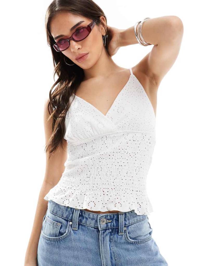 Pieces - Camisole-Oberteil in Creme mit gesmoktem Design-Weiß von Pieces