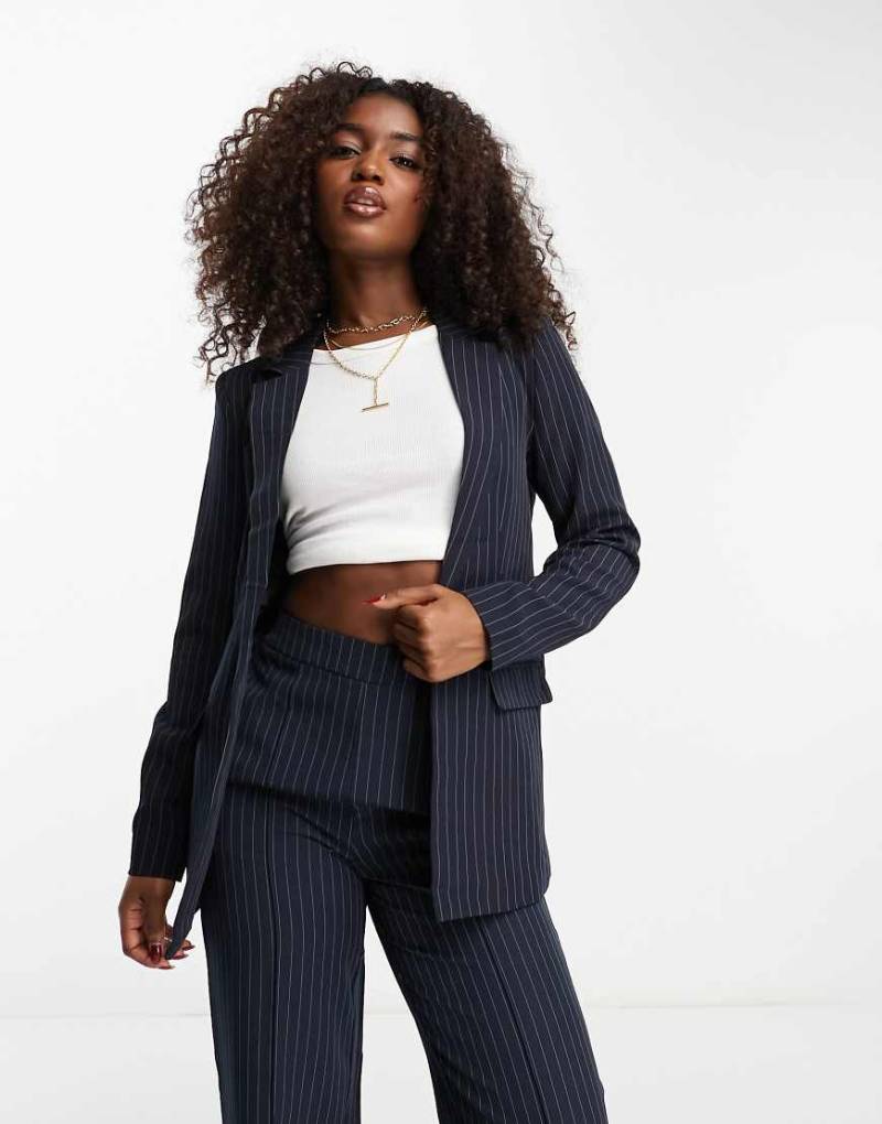 Pieces - Eleganter Blazer in Marineblau mit Nadelstreifen, Kombiteil von Pieces