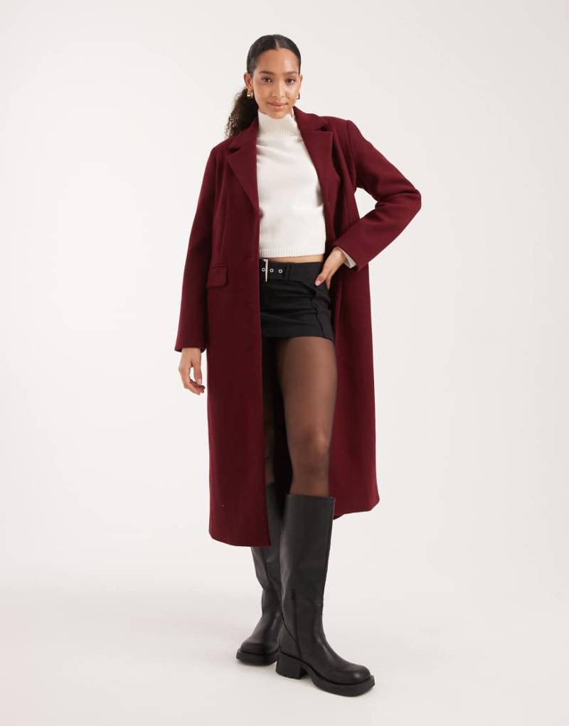 Pieces - Eleganter Maxi-Mantel in Burgunderrot von Pieces